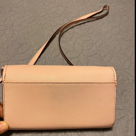 ♠️ Kate Spade ♠️ Mini Crossbody purse - Picture 2 of 8